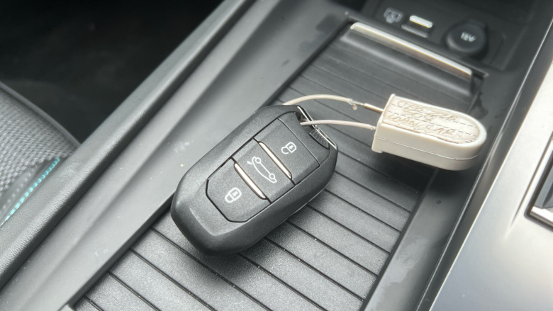 Peugeot 308 1.2 Hybrid 136 Allure 5dr e-DSC6 Petrol Hatchback